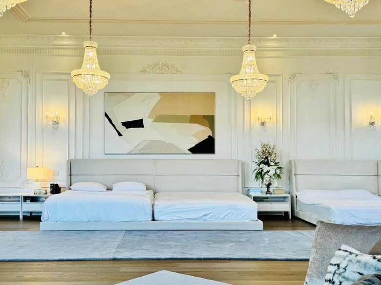 Private Glass House Estate with Pool and Garden in Bangpakong - Chachoengsao, Thailand