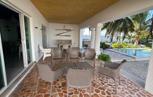 Beach front house with pool in Yucatan - Chicxulub Puerto, Mexico