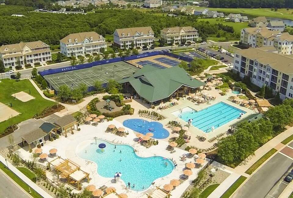 Sun Ridge-pool, pickleball, snack and drink bar, more pool options too