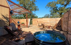Romantic Luxury Retreat | With Hot/Cold Pool & Sauna - Wimberley, Texas