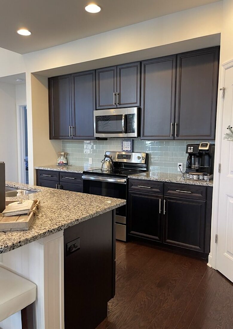 Well equipped kitchen, great for hosting