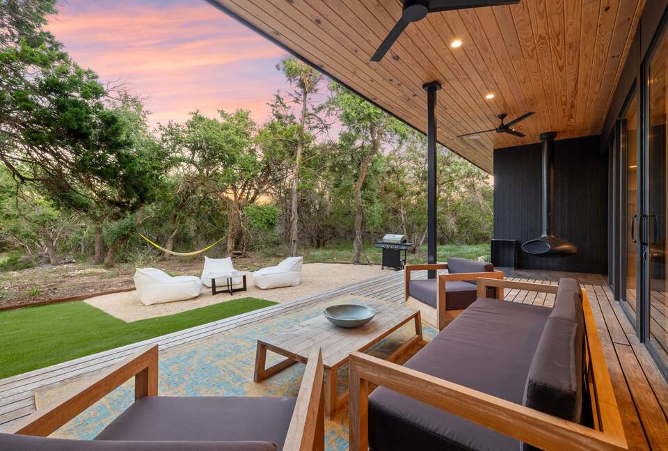 A Japanese-Inspired Hill Country Sanctuary - Driftwood, Texas