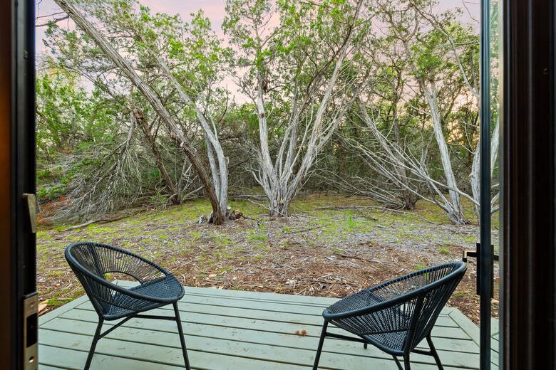 A Japanese-Inspired Hill Country Sanctuary - Driftwood, Texas