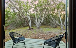 A Japanese-Inspired Hill Country Sanctuary - Driftwood, Texas