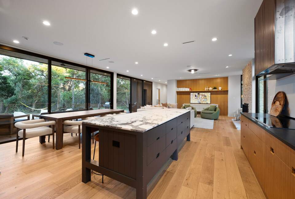 A Japanese-Inspired Hill Country Sanctuary - Driftwood, Texas