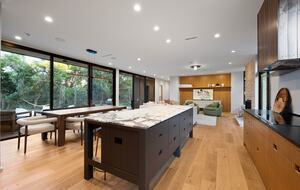 A Japanese-Inspired Hill Country Sanctuary - Driftwood, Texas