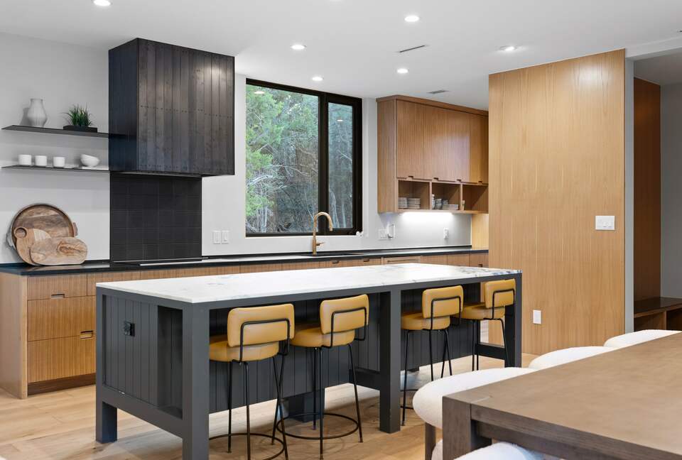 A Japanese-Inspired Hill Country Sanctuary - Driftwood, Texas