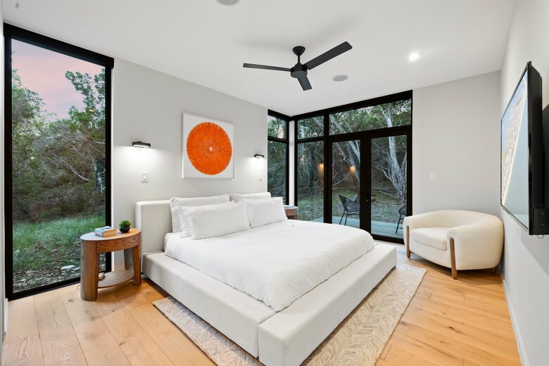 A Japanese-Inspired Hill Country Sanctuary - Driftwood, Texas