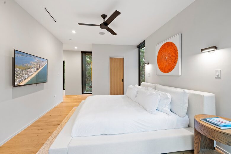 A Japanese-Inspired Hill Country Sanctuary - Driftwood, Texas