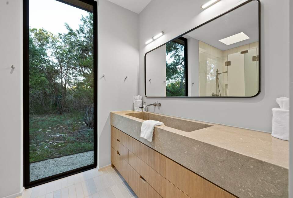 A Japanese-Inspired Hill Country Sanctuary - Driftwood, Texas