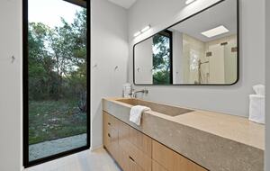 A Japanese-Inspired Hill Country Sanctuary - Driftwood, Texas