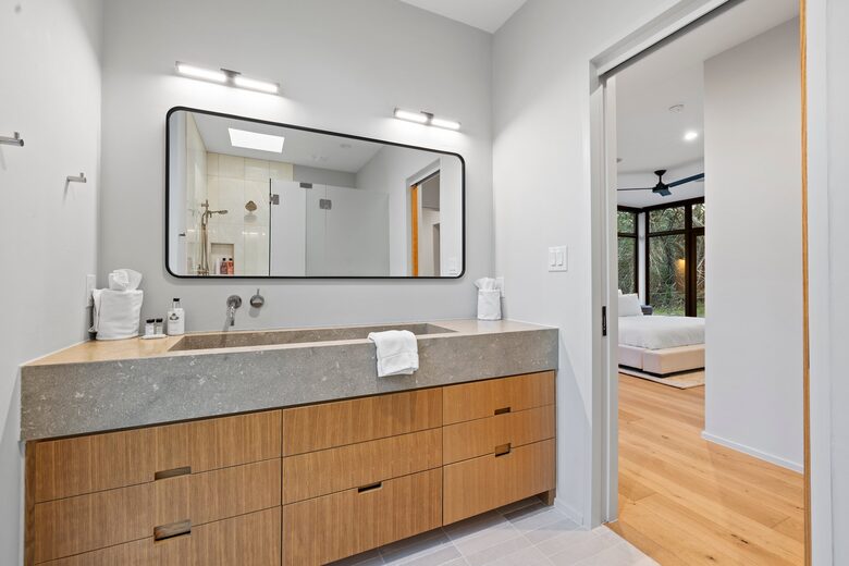 A Japanese-Inspired Hill Country Sanctuary - Driftwood, Texas