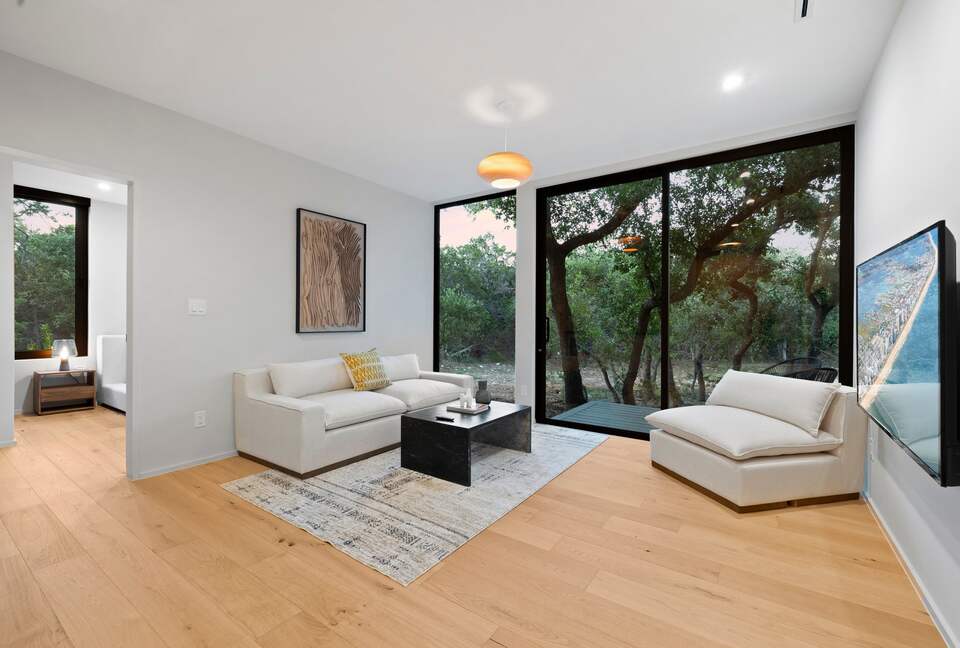 A Japanese-Inspired Hill Country Sanctuary - Driftwood, Texas