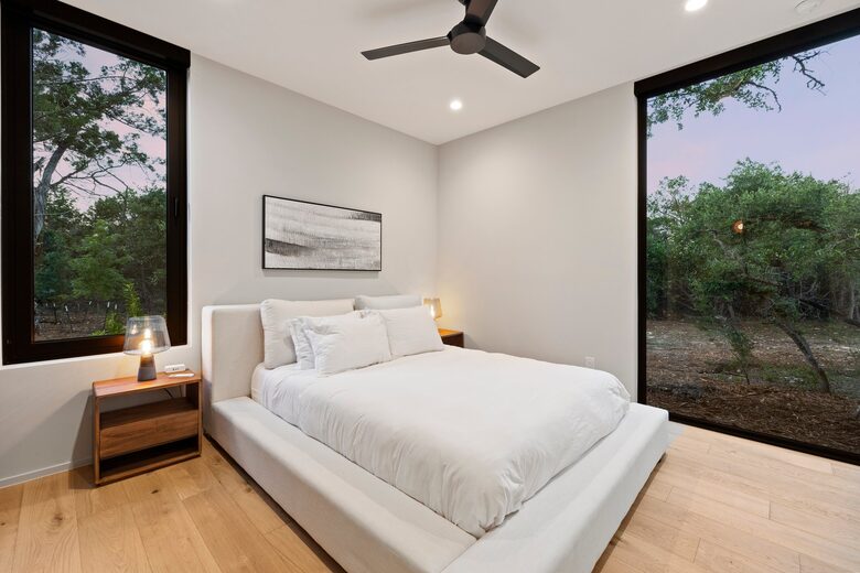 A Japanese-Inspired Hill Country Sanctuary - Driftwood, Texas