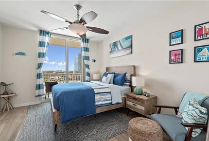 Las Olas Riverfront Retreat – Downtown Fort Lauderdale at Nu River Landing - Fort Lauderdale, Florida