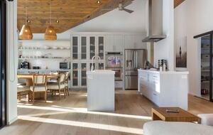 Mountain-View Lodge near Vail Village - Vail, Colorado