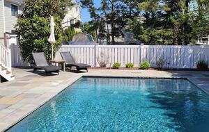 A Relaxed Coastal Home with Pool Near Avalon Beach - Avalon, New Jersey