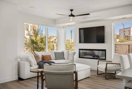 Bright Desert Color Escape Steps from the Lagoon - St. George, Utah