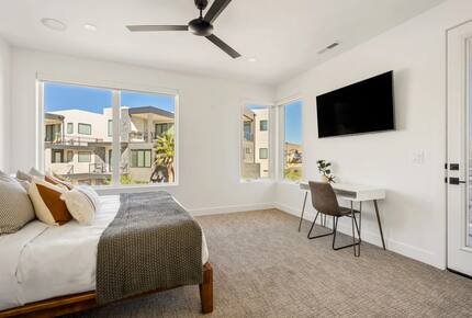 Bright Desert Color Escape Steps from the Lagoon - St. George, Utah