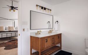 Riverfront Chalet Retreat near Harpers Ferry - Harpers Ferry, West Virginia