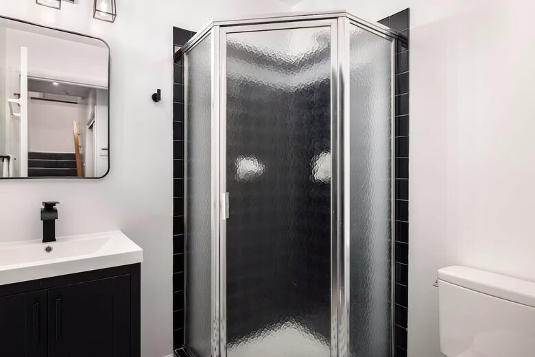 Riverfront Chalet Retreat near Harpers Ferry - Harpers Ferry, West Virginia