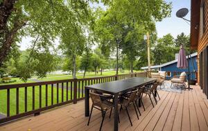 Riverfront Chalet Retreat near Harpers Ferry - Harpers Ferry, West Virginia