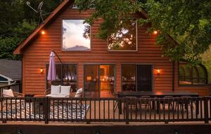 Riverfront Chalet Retreat near Harpers Ferry - Harpers Ferry, West Virginia