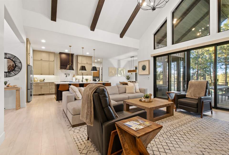 Sage Cabin | Luxury Mountain Home on Torreon Golf Course - Show Low, Arizona