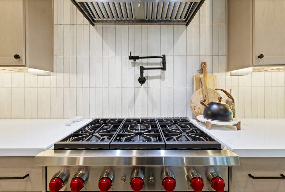 Wolf Gas Range & pot filler