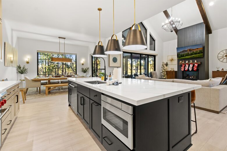 Sage Cabin | Luxury Mountain Home on Torreon Golf Course - Show Low, Arizona