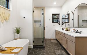 Sage Cabin | Luxury Mountain Home on Torreon Golf Course - Show Low, Arizona