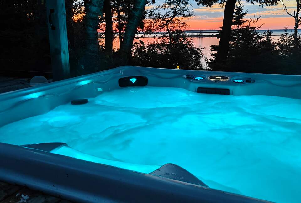 8 Person Spa with sunset view