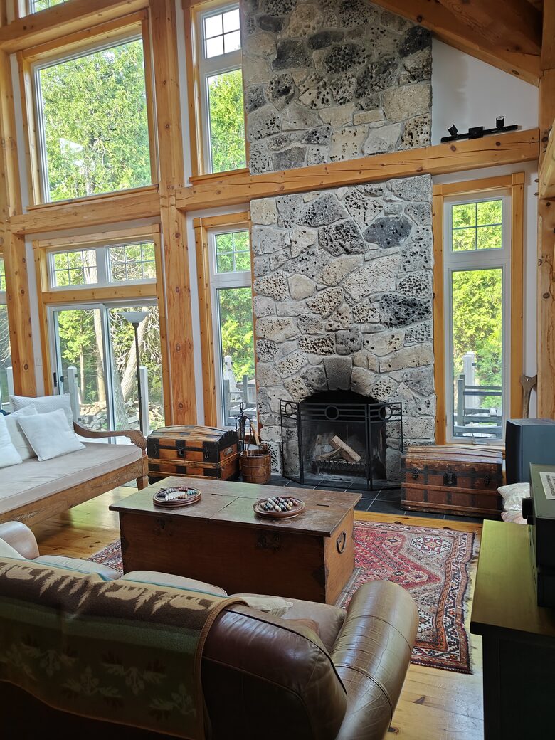 Timber-Frame Waterfront Retreat on Fathom Five National Marine Park - Tobermory, Canada