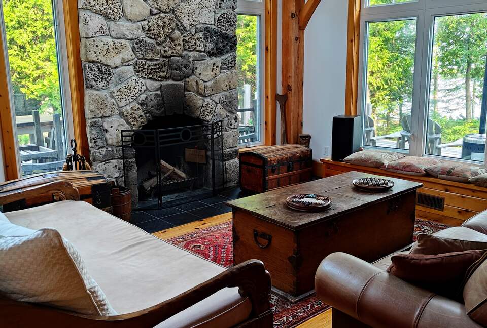Timber-Frame Waterfront Retreat on Fathom Five National Marine Park - Tobermory, Canada