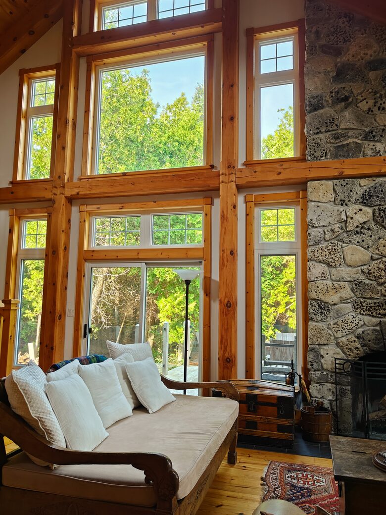 Timber-Frame Waterfront Retreat on Fathom Five National Marine Park - Tobermory, Canada
