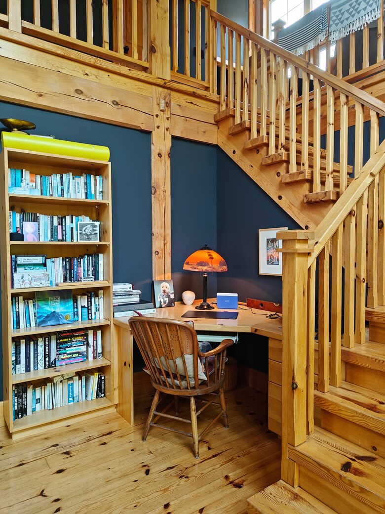 Timber-Frame Waterfront Retreat on Fathom Five National Marine Park - Tobermory, Canada