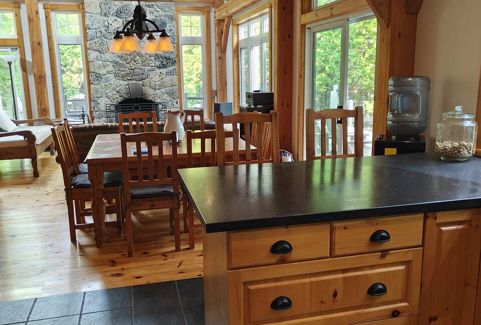 Timber-Frame Waterfront Retreat on Fathom Five National Marine Park - Tobermory, Canada