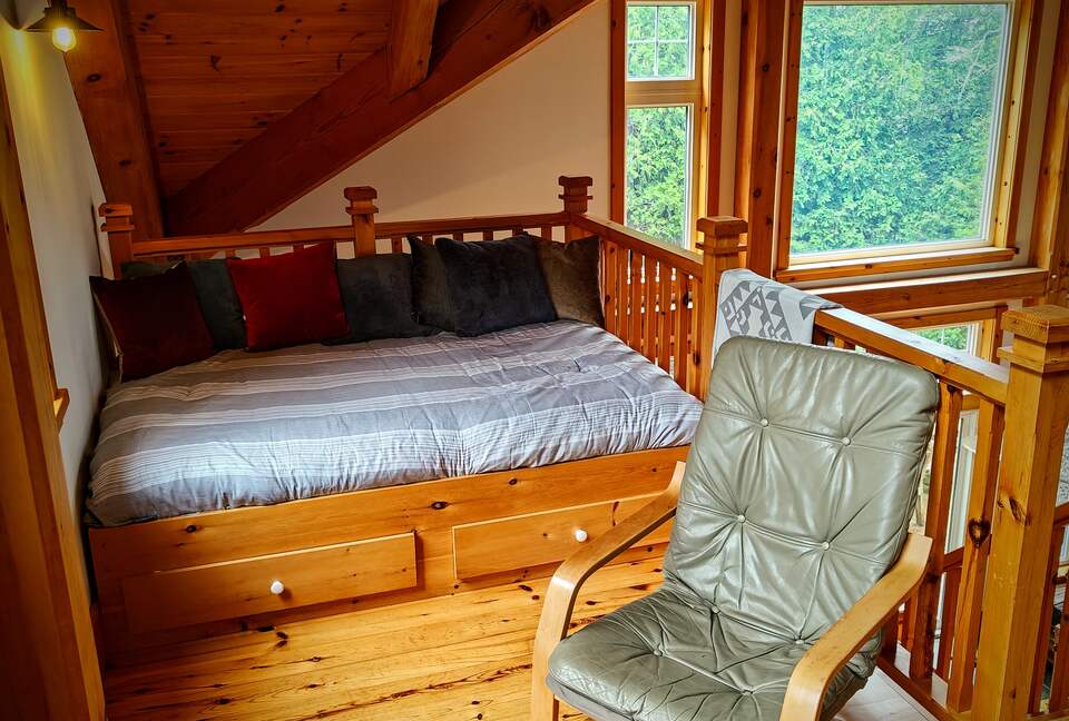 Timber-Frame Waterfront Retreat on Fathom Five National Marine Park - Tobermory, Canada