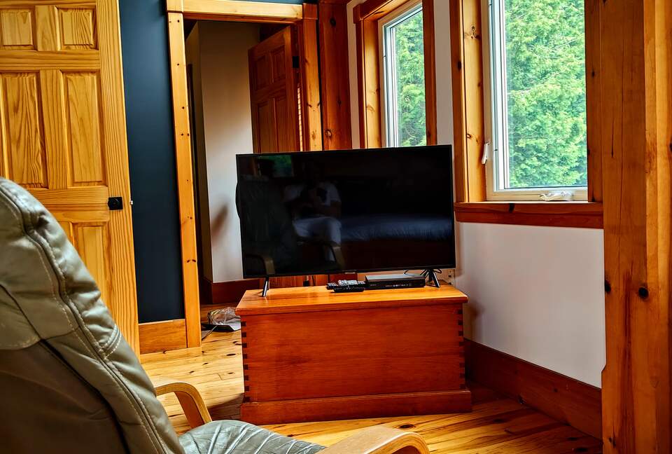 Timber-Frame Waterfront Retreat on Fathom Five National Marine Park - Tobermory, Canada