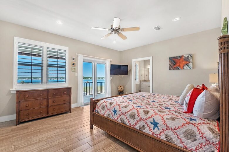 Back Bay Serenity Steps from the Gulf - Gulf Shores, Alabama