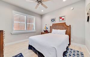 Back Bay Serenity Steps from the Gulf - Gulf Shores, Alabama