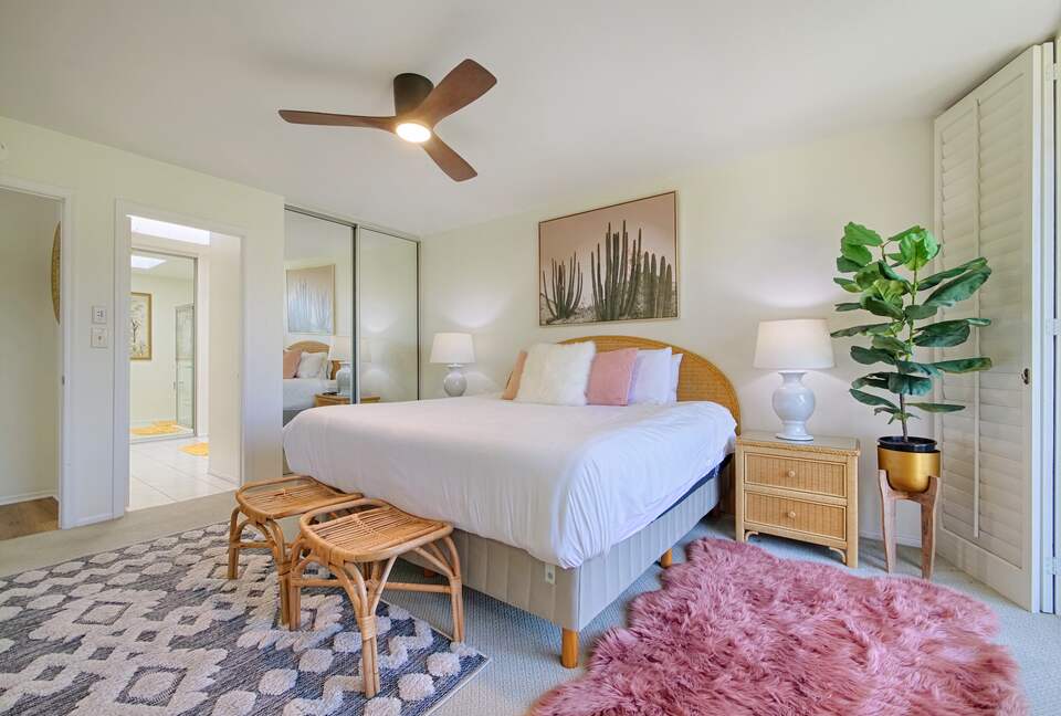 Cheery Palm Desert Retreat Near Golf, Tennis & Coachella - Palm Desert, California