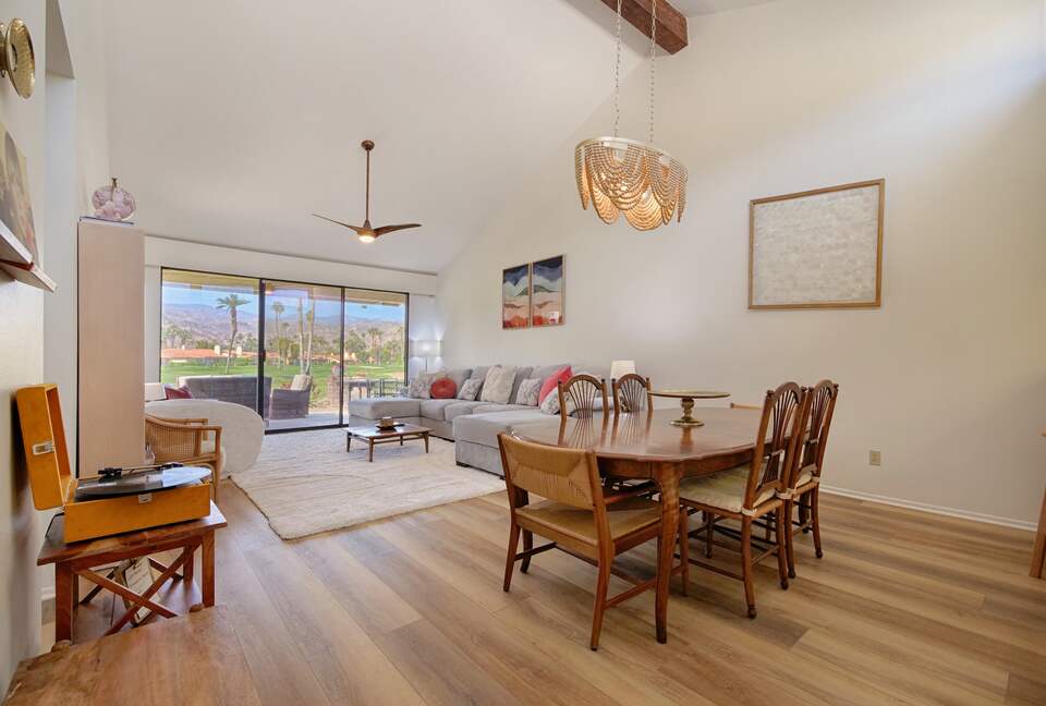 Cheery Palm Desert Retreat Near Golf, Tennis & Coachella - Palm Desert, California