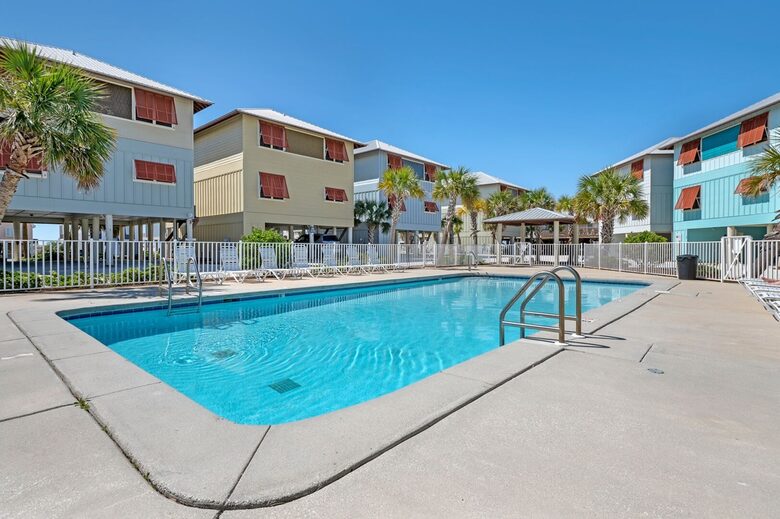 Back Bay Serenity Steps from the Gulf - Gulf Shores, Alabama