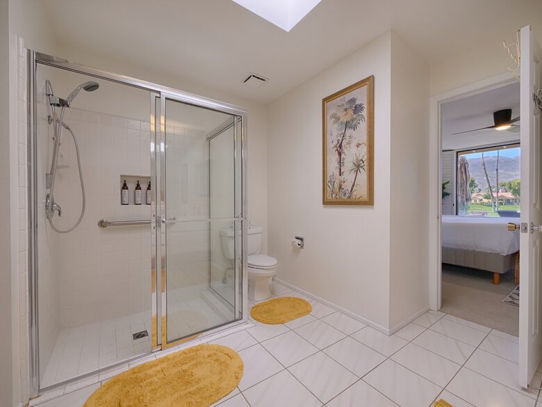 Cheery Palm Desert Retreat Near Golf, Tennis & Coachella - Palm Desert, California