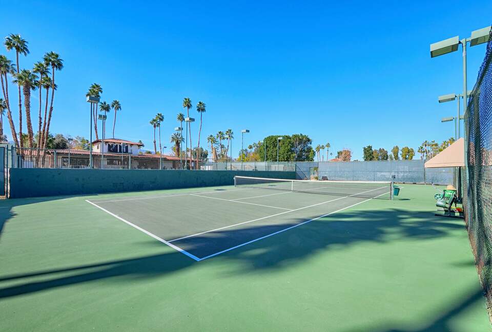 Cheery Palm Desert Retreat Near Golf, Tennis & Coachella - Palm Desert, California