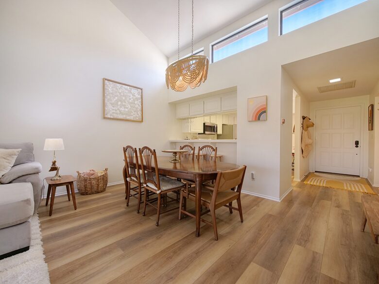 Cheery Palm Desert Retreat Near Golf, Tennis & Coachella - Palm Desert, California