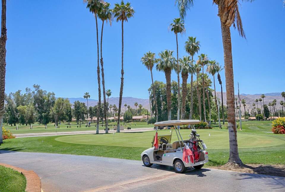 Cheery Palm Desert Retreat Near Golf, Tennis & Coachella - Palm Desert, California