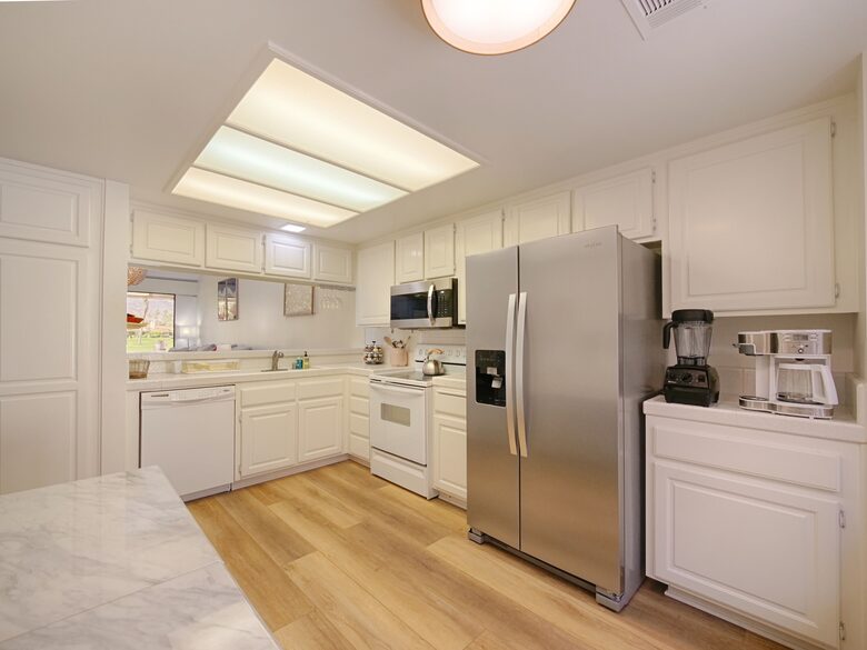 Cheery Palm Desert Retreat Near Golf, Tennis & Coachella - Palm Desert, California