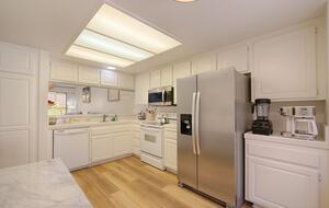 Cheery Palm Desert Retreat Near Golf, Tennis & Coachella - Palm Desert, California